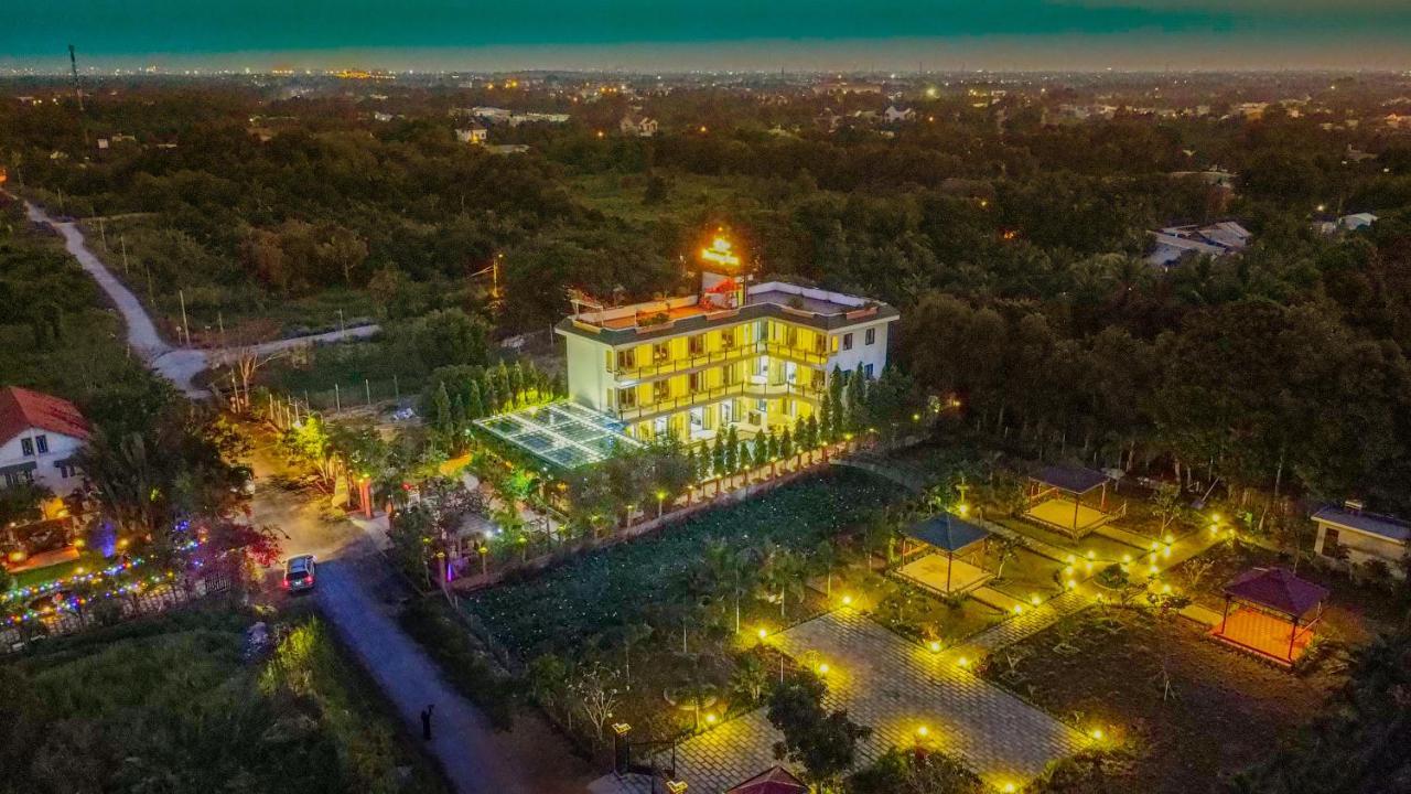 Hotel Khu Nghi Duong Huong Sen - Binh My, Cu Chi à Hô Chi Minh-Ville Extérieur photo